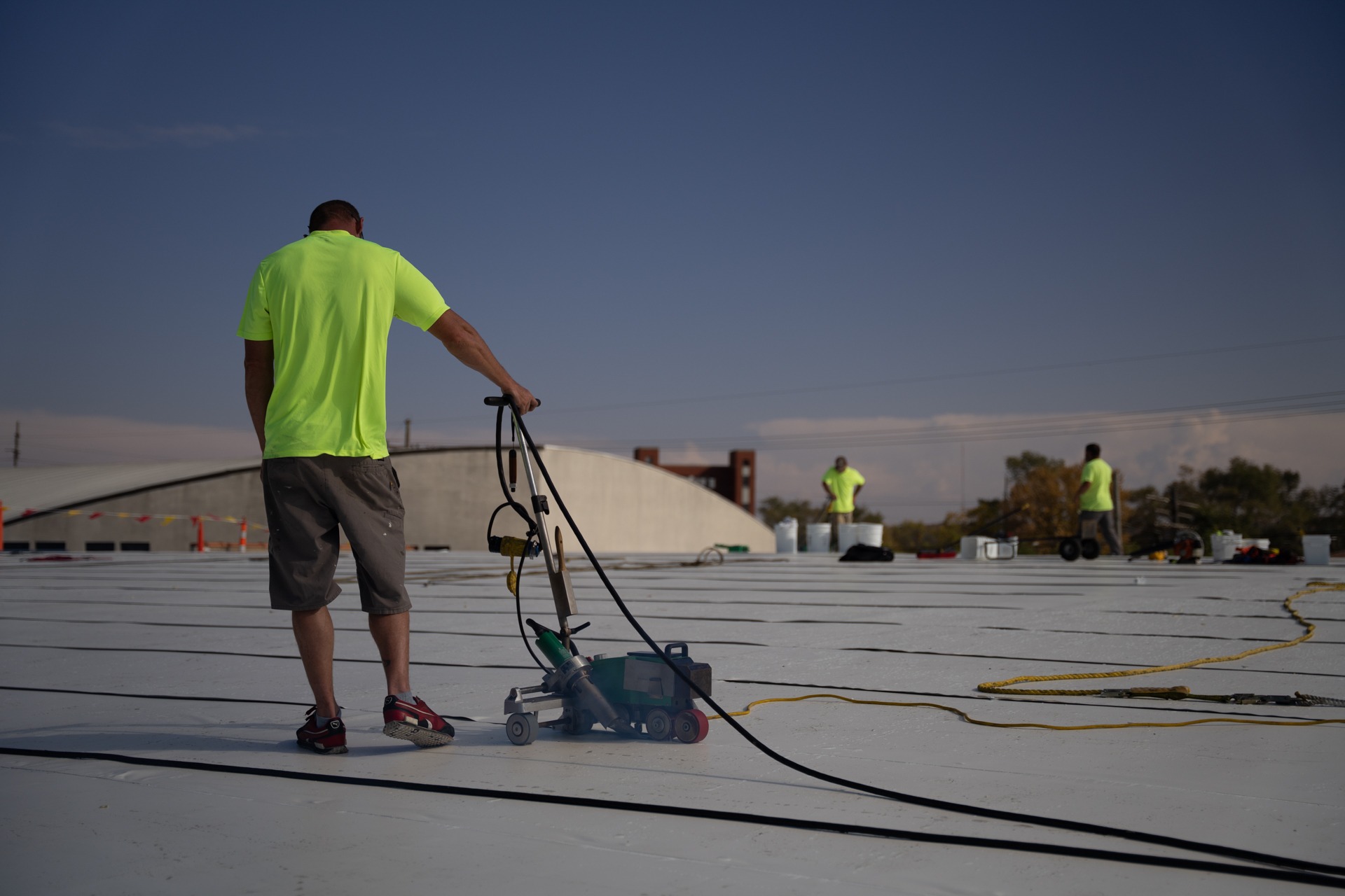 HCI commercial flat roof — single ply membrane, flat roof install, seam welding